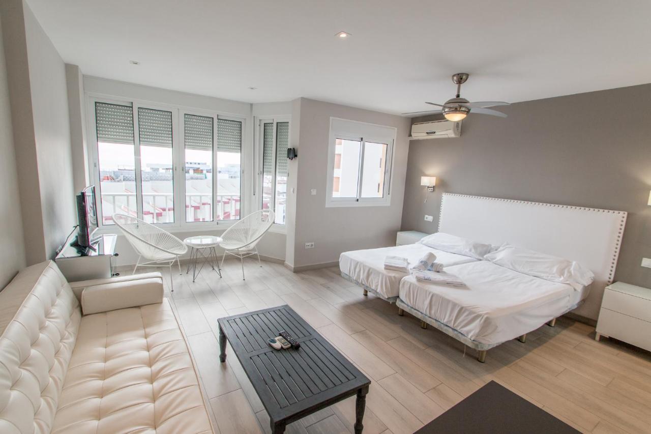 Palm Beach Club Apartamentos Carihuela トレモリノス エクステリア 写真